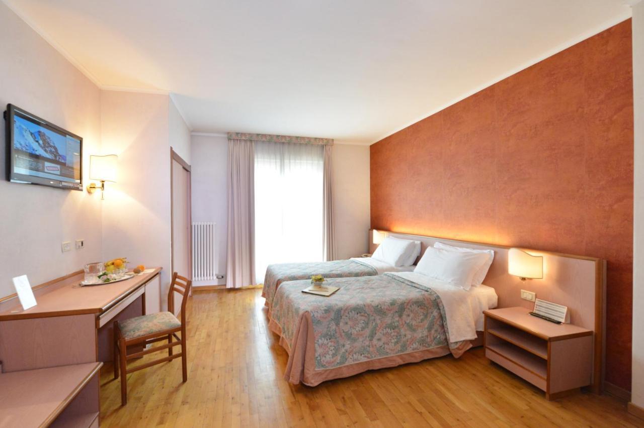 La Rocca Sport & Benessere Châtillon Екстериор снимка