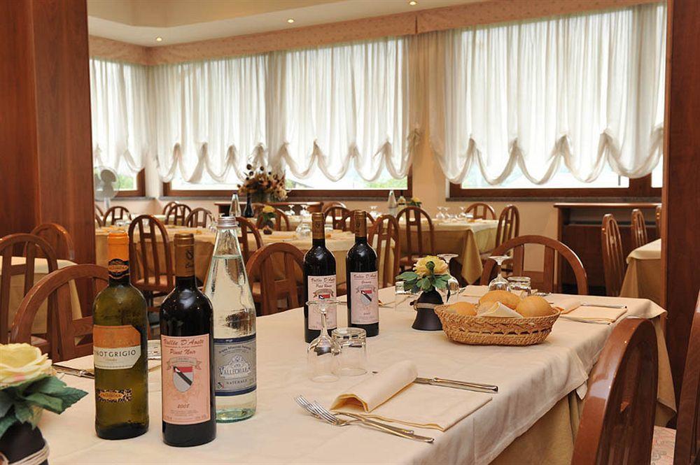 La Rocca Sport & Benessere Châtillon Екстериор снимка